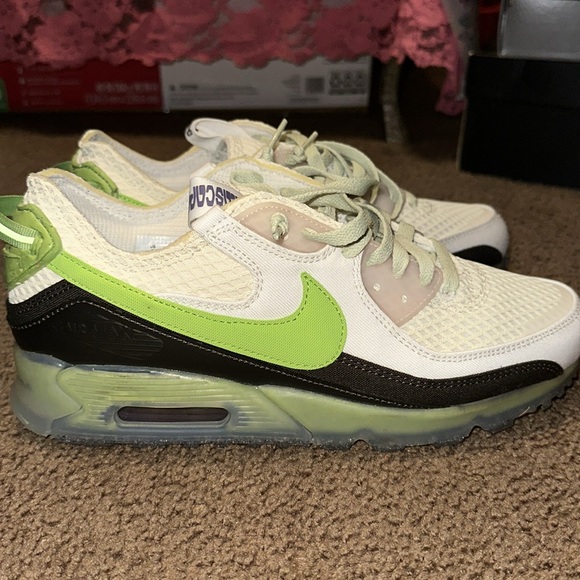 Nike air max Terrascape 90 green and cream colored - Picture 3 of 5